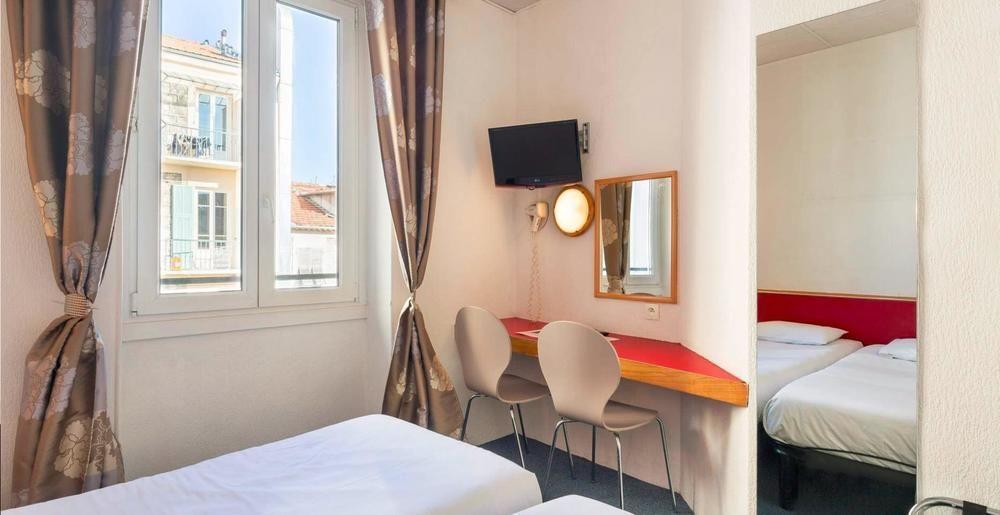 Hostal Ozz Niza