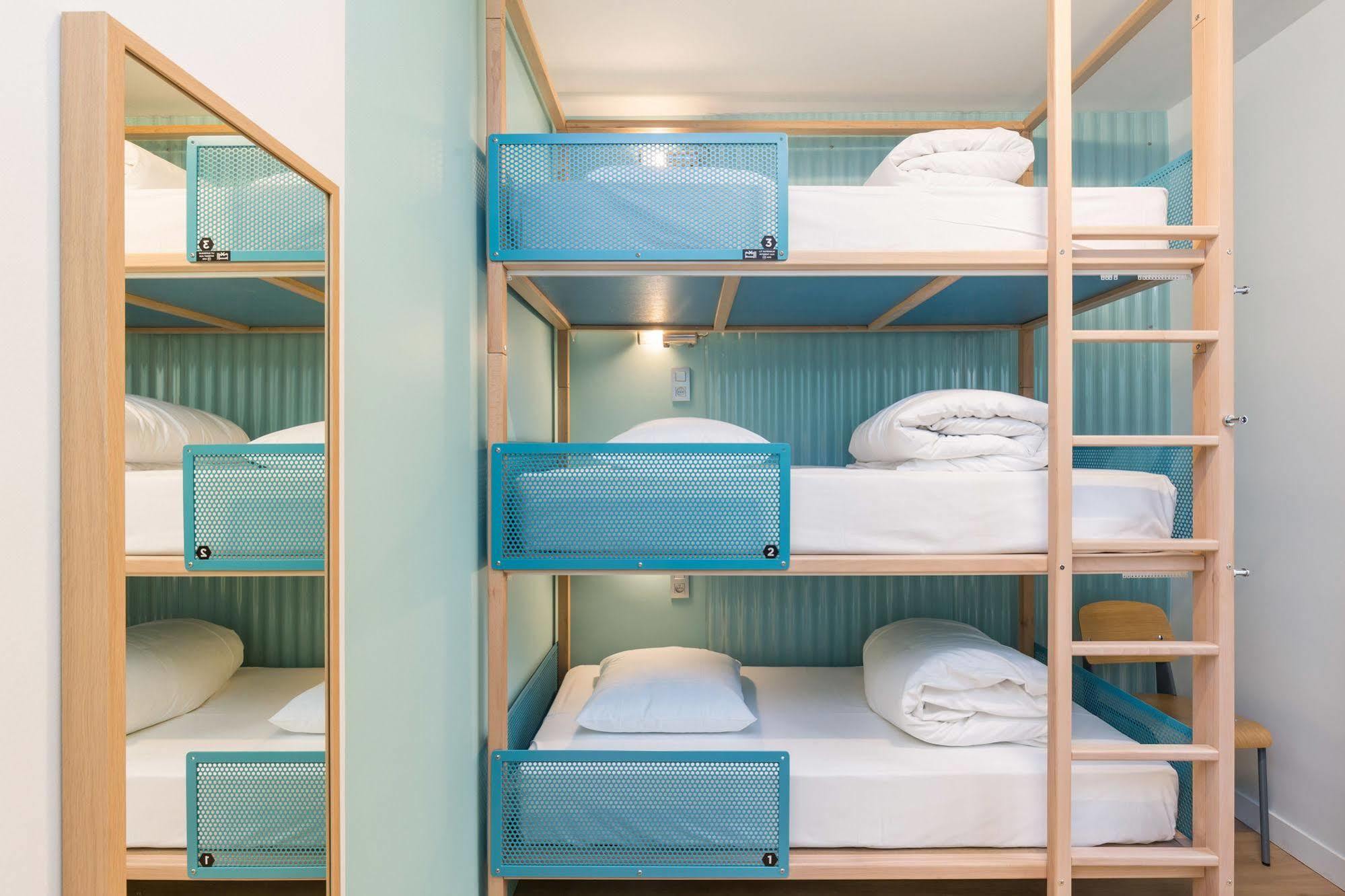 Ozz Hostal